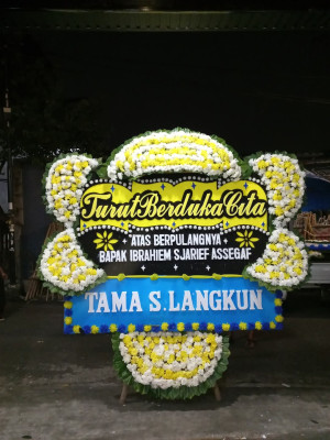 Papan Bunga Duka di Cinangka